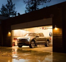 2022 Ford F-150 Lightning Platinum
